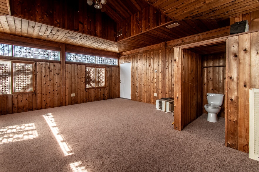 More Photos Of 4929 Everhart Rd, Corpus Christi Freestanding For Sale