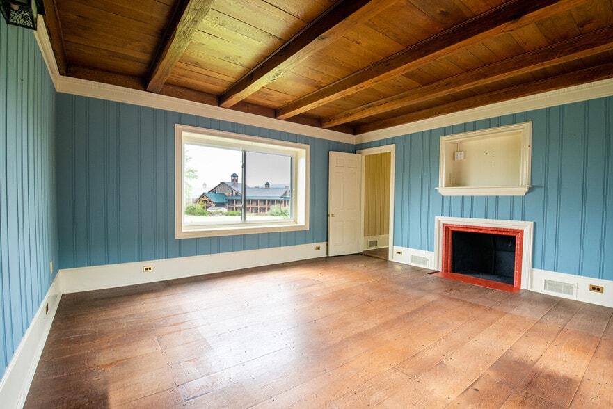 More Photos Of 1207 Flohrs Church Rd, Biglerville Hospitality For Sale