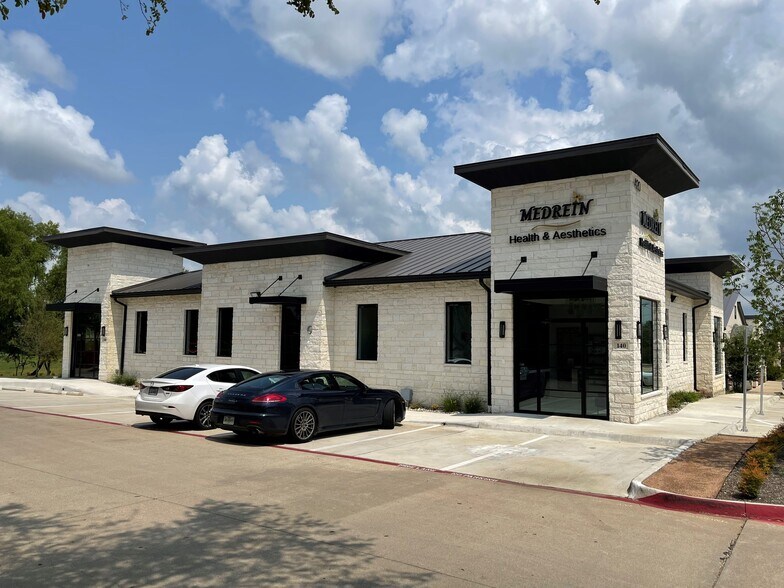 More Photos Of 420 N Kimball Ave, Southlake Medical For Lease