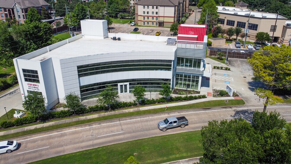 More Photos Of 1140 Enclave Pky, Houston Medical For Sale