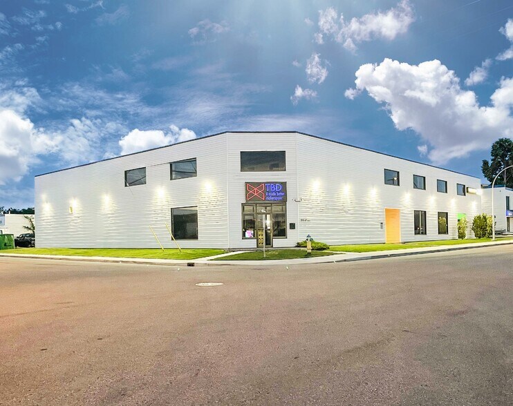 Primary Photo Of 12143-12151 67 St NW, Edmonton Light Distribution For Lease