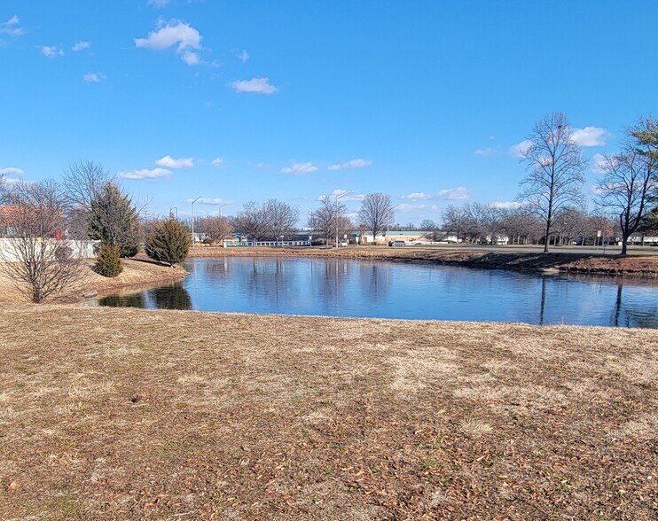 More Photos Of 4229 Lafayette Center Dr, Chantilly Office For Sale
