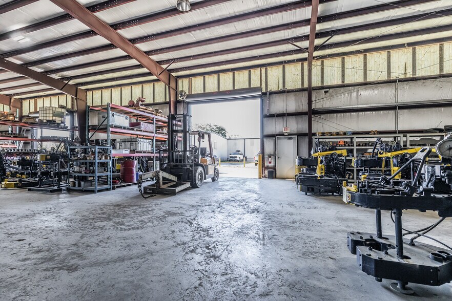 More Photos Of 200-251 Rousseau Rd rd, Youngsville Warehouse For Sale