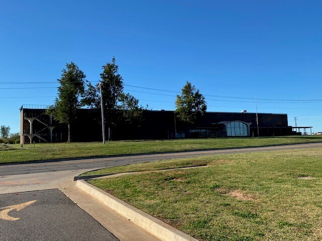 Primary Photo Of 10500 W Reno Ave, Oklahoma City Manufacturing For Lease