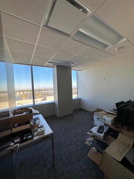 More Photos Of 1980 Festival Plaza Dr, Las Vegas Office For Lease