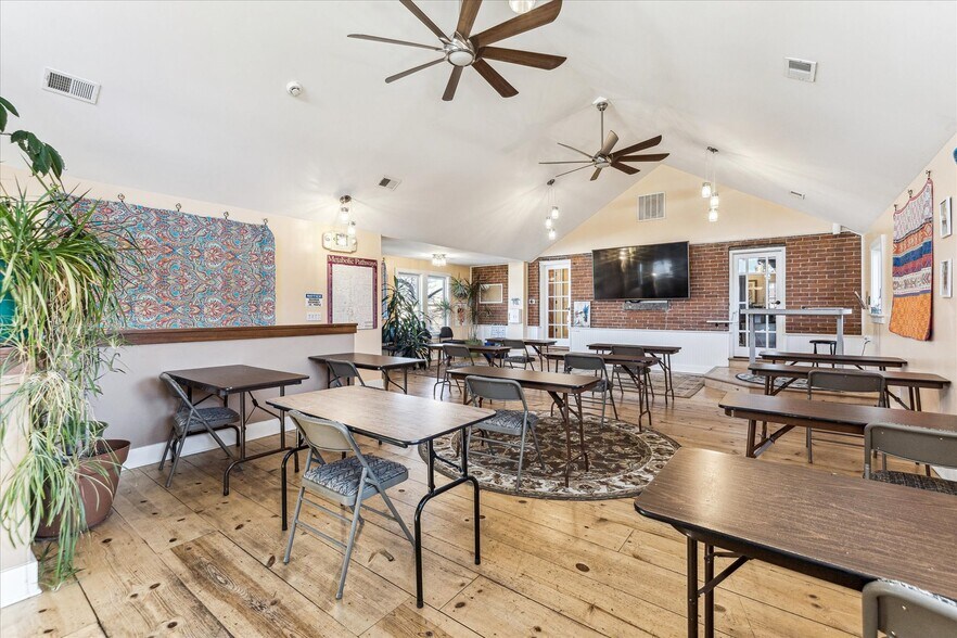 More Photos Of 5613 Olde Wadsworth Blvd, Arvada Storefront Retail Office For Lease