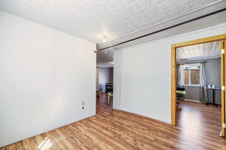 More Photos Of 104 N 3rd St, Kremmling Storefront Retail Residential For Sale