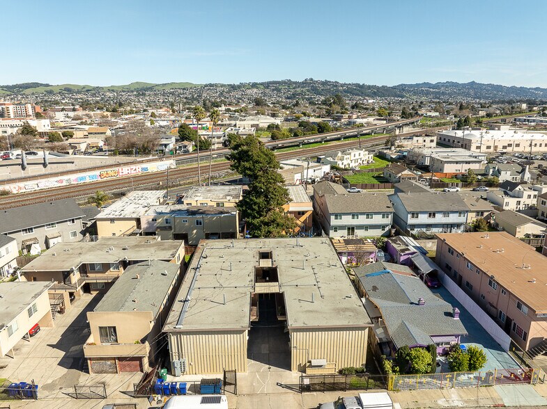 More Photos Of 146 19th St, Richmond Apartments For Sale