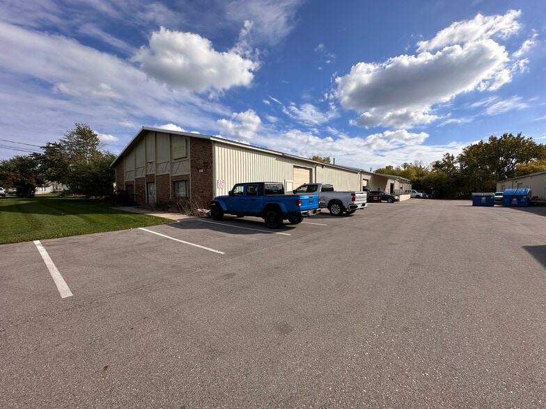 Primary Photo Of 3500 3 Mile Rd NW, Grand Rapids Manufacturing For Lease