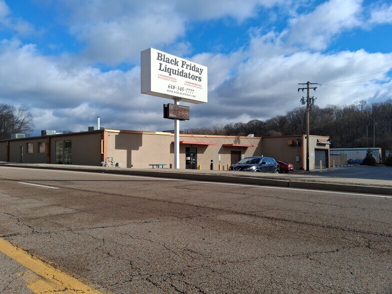 More Photos Of 800 S Morrison Ave, Collinsville Warehouse For Sale