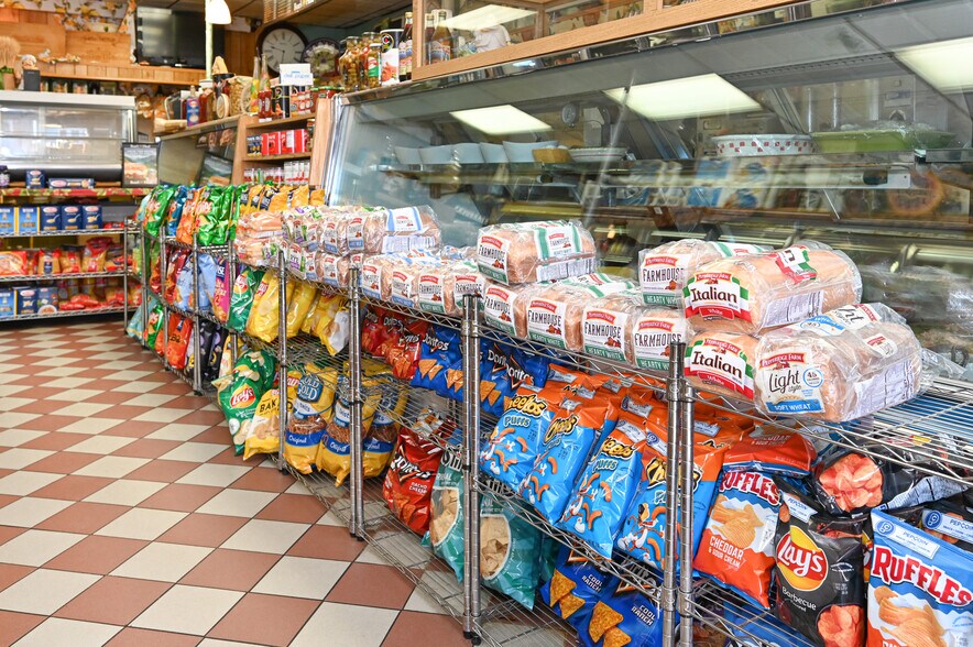 More Photos Of 1420 Park Ave, Merrick Convenience Store For Sale