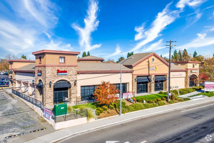 More Photos Of 5440 Hazel Ave, Fair Oaks Unknown For Lease