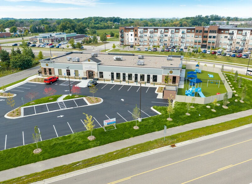 Primary Photo Of 9600 Garland N ln, Maple Grove General Retail For Sale