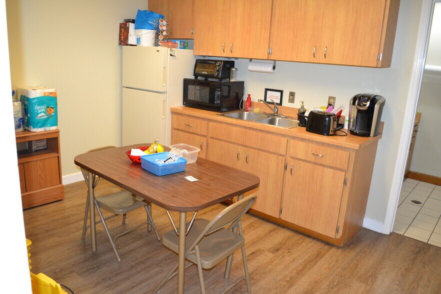 More Photos Of 126 State Road 60 W, Lake Wales Freestanding For Sale