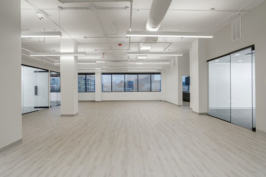 More Photos Of 49 Music Square W, Nashville Office For Lease