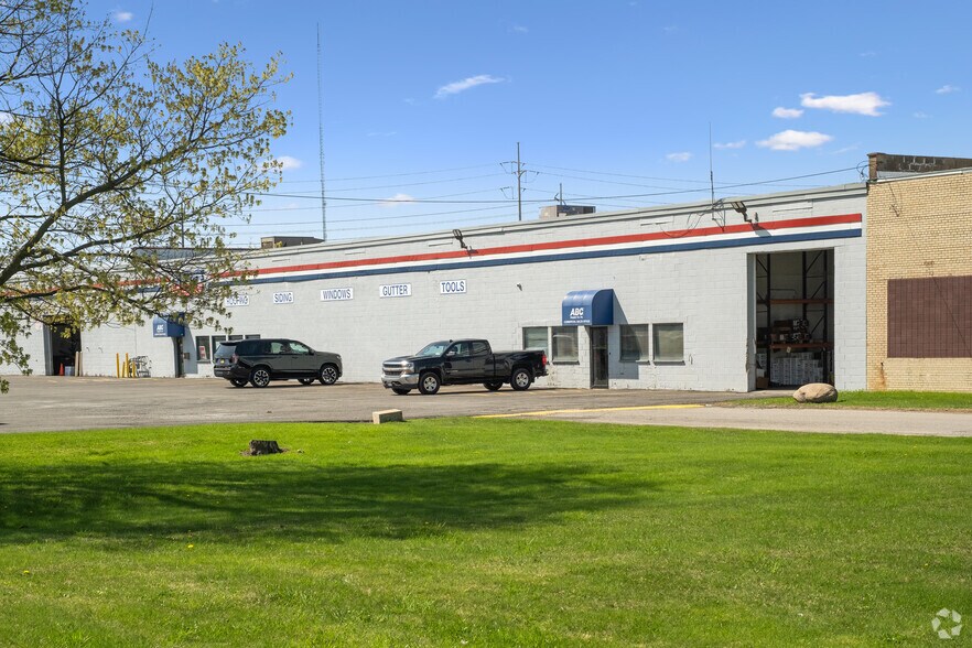 More Photos Of 1450 Lyell Ave, Rochester Warehouse For Lease