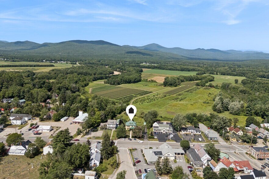 More Photos Of 548 Main St, Fryeburg Hotel For Sale