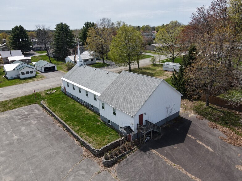 More Photos Of 1 Palm St, East Millinocket Religious Facility For Sale