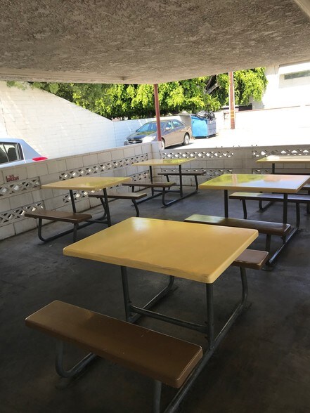 More Photos Of 420 S 1st Ave, Arcadia Freestanding For Lease