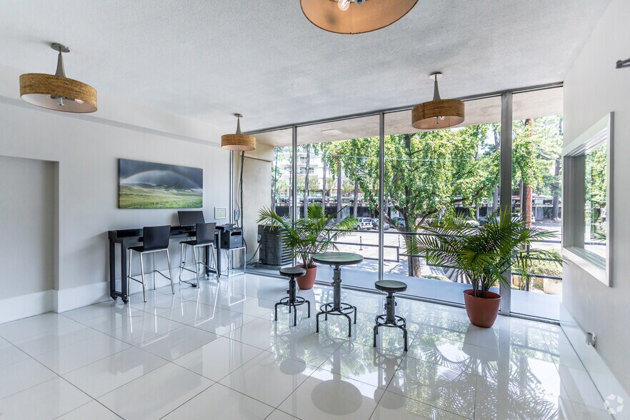 More Photos Of 775 Melrose St, Memphis Apartments For Sale