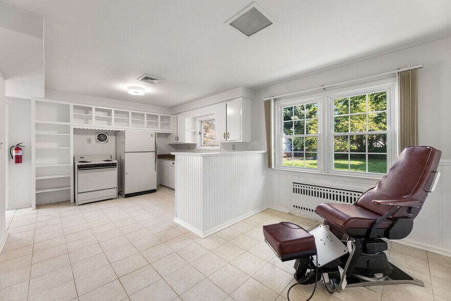 More Photos Of 235 Prospect Plains Rd, Monroe Township Office For Sale