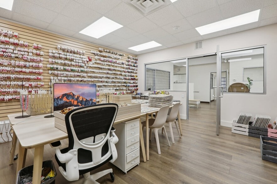 More Photos Of 7-9 Ridgefield, Ridgefield Park Flex For Lease