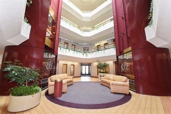 More Photos Of 340 W Butterfield Rd, Elmhurst Office Residential For Sale