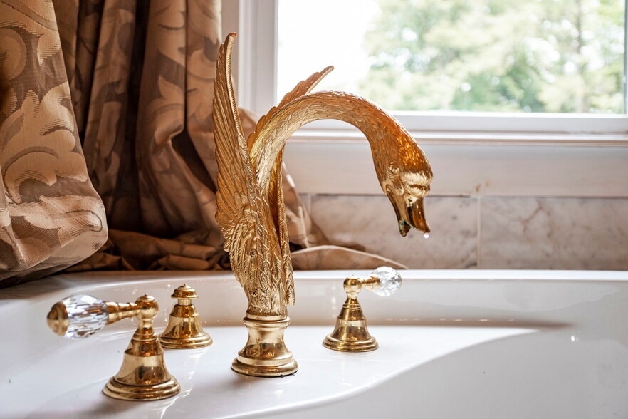 More Photos Of 1880 Bodoit Rd, Fishs Eddy Hotel For Sale