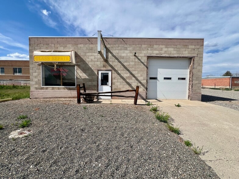 Primary Photo Of 524 Warren St, Thermopolis Industrial For Sale