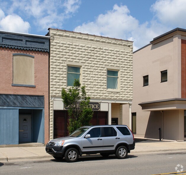 More Photos Of 148 S Main St, Leslie Loft Creative Space For Sale