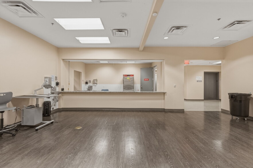 More Photos Of 5999 Savoy Dr, Houston Schools For Sale