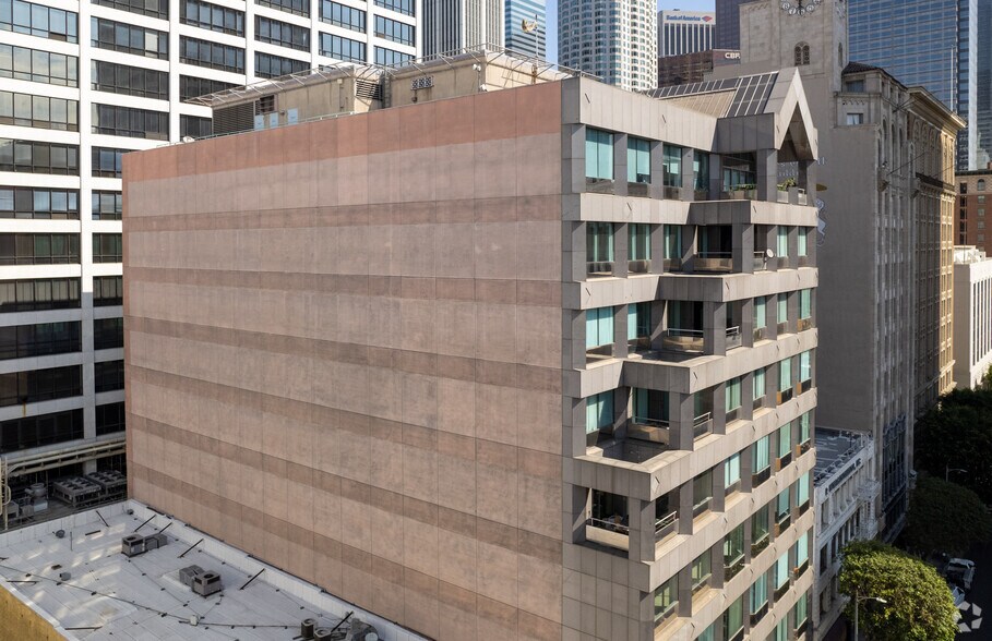 More Photos Of 631 S Olive St, Los Angeles Office For Sale