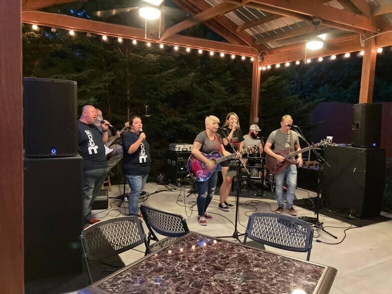 More Photos Of 442 E Railroad Ave, Batesburg-Leesville Restaurant For Sale