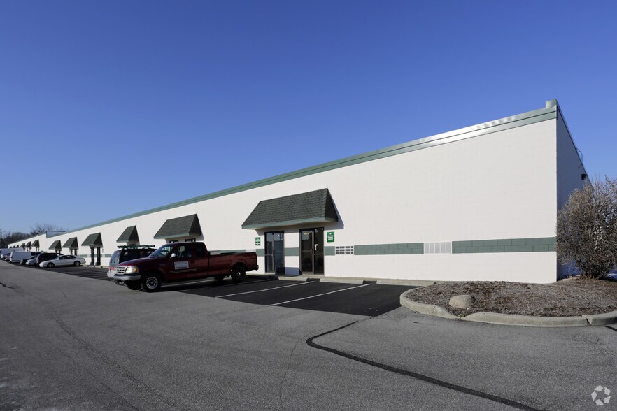 More Photos Of 5602 Elmwood Ave, Indianapolis Warehouse For Lease