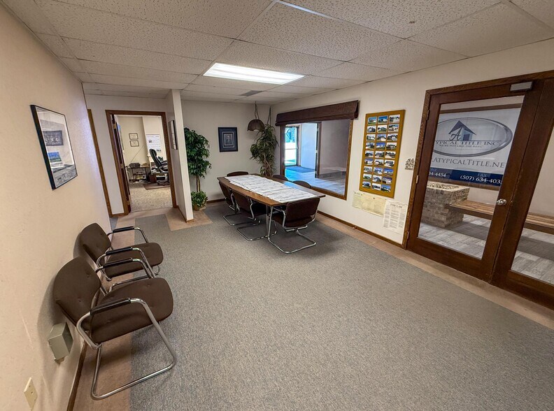 More Photos Of 16 Mantorville Ave N, Kasson Office For Sale