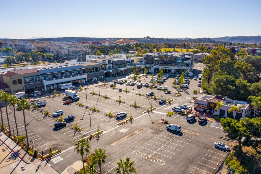 More Photos Of 3433-3545 Del Mar Heights Rd, San Diego Unknown For Lease