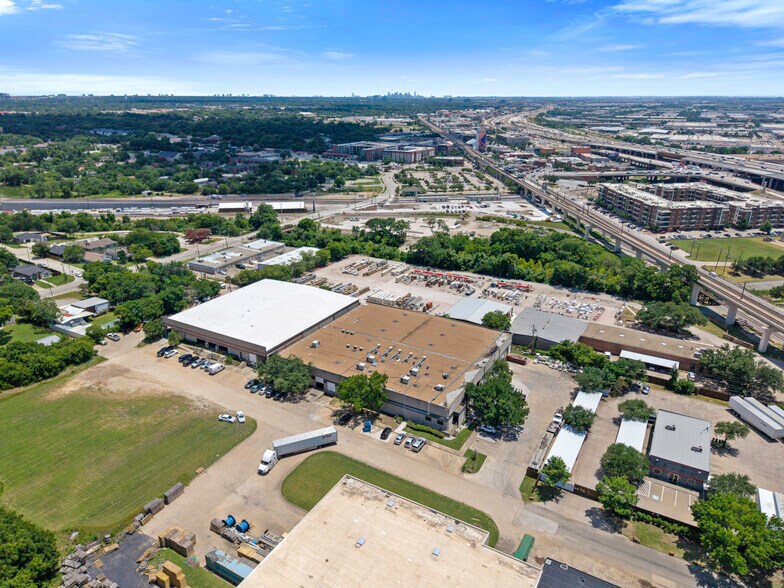 More Photos Of 1408 Vinylex Dr, Carrollton Distribution For Lease