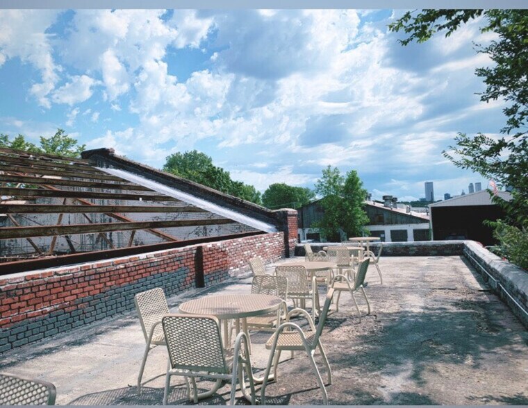 More Photos Of 3306 Charles Page Blvd, Tulsa Warehouse For Lease