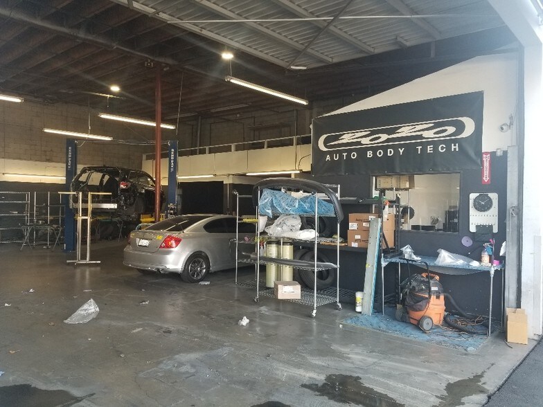 More Photos Of 19116-19130 E Walnut Dr N, Rowland Heights Auto Repair For Lease