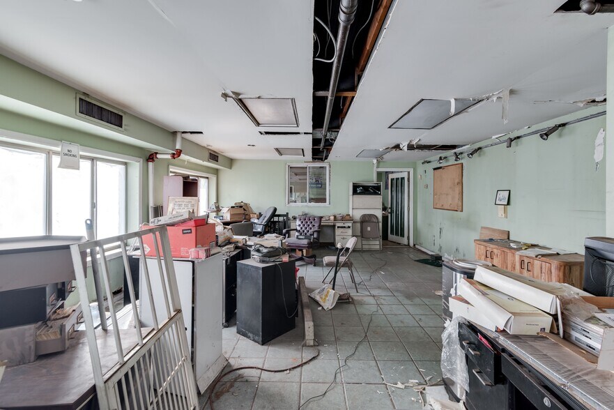 More Photos Of 9312 179th Pl, Jamaica Warehouse For Sale