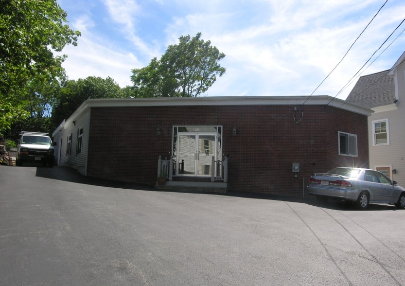 Primary Photo Of 51 Brattle St, Arlington Office For Lease