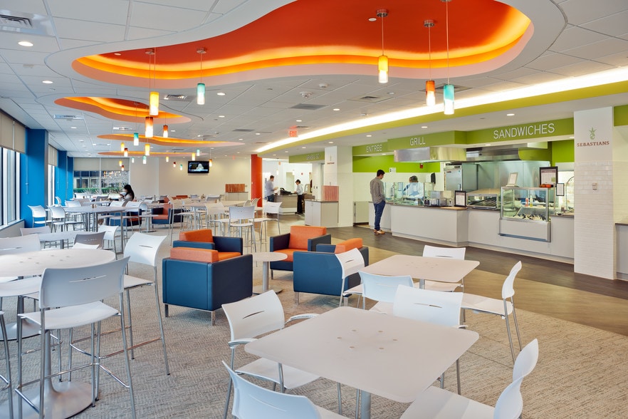 More Photos Of 95 Heritage Dr, Quincy Office For Sale