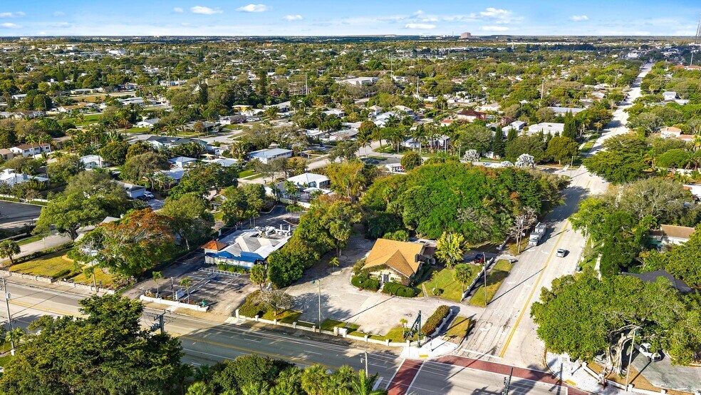 More Photos Of U.S. 1 @ Park Avenue, Lake Park Land For Sale