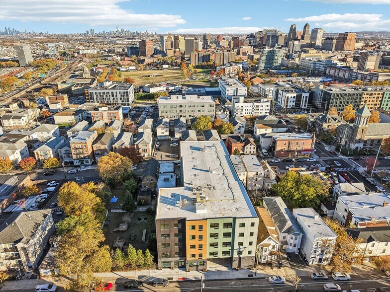 More Photos Of 34-40 Hudson St, Newark Apartments For Lease