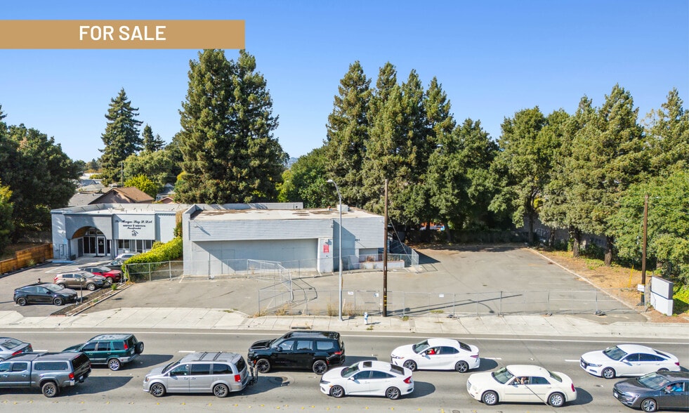 Primary Photo Of 131 College Ave, Santa Rosa Auto Repair For Sale