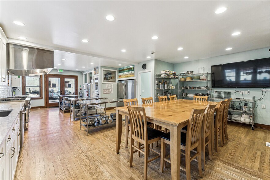 More Photos Of 5613 Olde Wadsworth Blvd, Arvada Storefront Retail Office For Sale