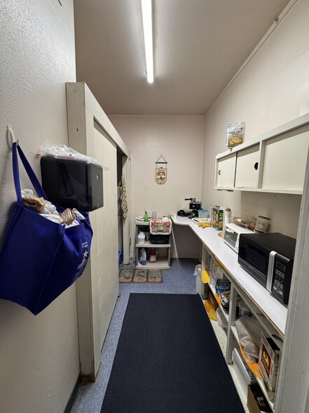 More Photos Of 609 Pat Booker Rd, Universal City Storefront Retail Office For Sale