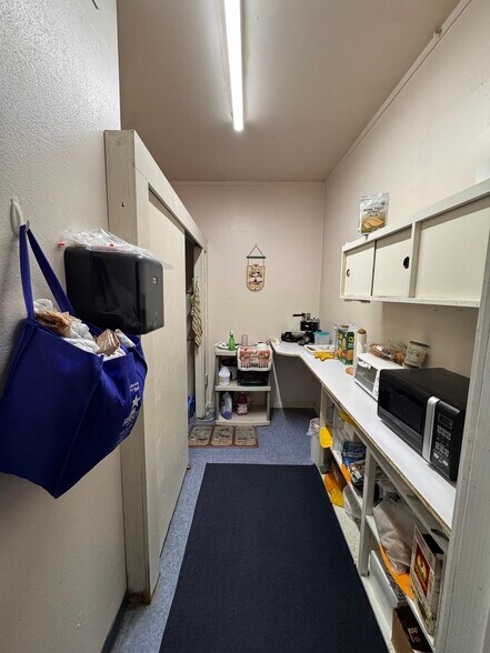 More Photos Of 609 Pat Booker Rd, Universal City Storefront Retail Office For Sale