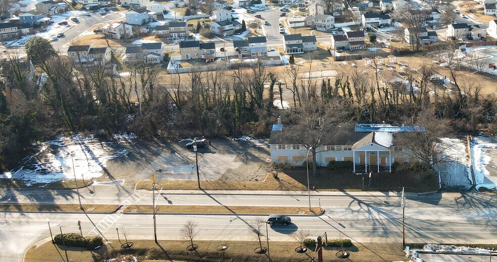 More Photos Of 5820 Southwestern Blvd, Halethorpe Flex For Sale