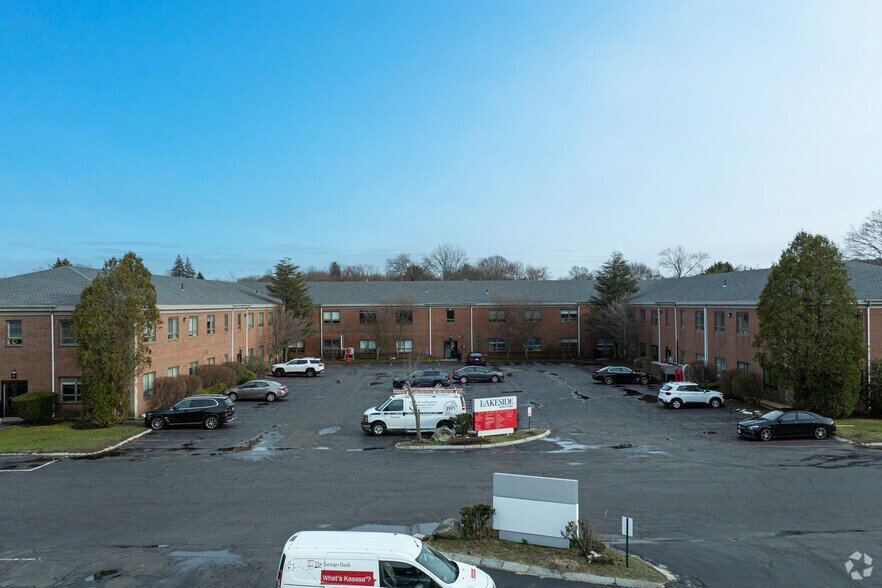 More Photos Of 591 North Ave, Wakefield Office For Lease
